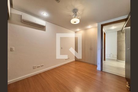 Apartamento para alugar com 199m², 3 quartos e 4 vagasSuite 2