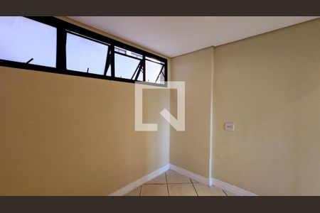 Apartamento à venda com 197m², 4 quartos e 2 vagasQuarto 2