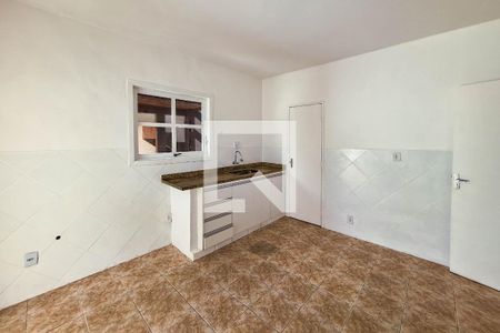 Casa à venda com 330m², 3 quartos e 3 vagasCozinha