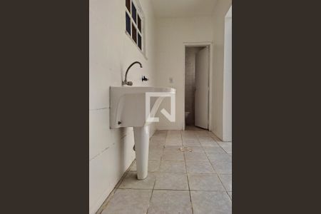 Casa à venda com 330m², 3 quartos e 3 vagasÁrea de Serviço