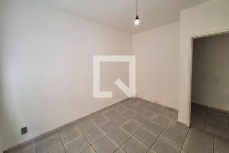 Casa à venda com 330m², 3 quartos e 3 vagasQuarto 2