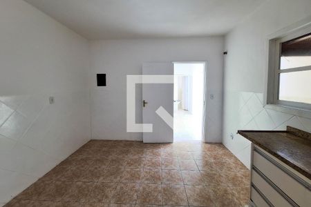 Casa à venda com 330m², 3 quartos e 3 vagasCozinha