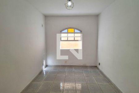 Casa à venda com 330m², 3 quartos e 3 vagasQuarto 2