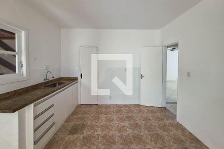 Casa à venda com 330m², 3 quartos e 3 vagasCozinha