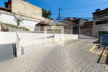 Apartamento à venda com 39m², 2 quartos e 1 vaga Apartamento à venda com 39m², 2 quartos e 1 vagaEntrada da Garagem