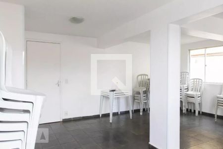 Apartamento à venda com 39m², 2 quartos e 1 vaga Apartamento à venda com 39m², 2 quartos e 1 vagaÁrea comum - Salão de festas