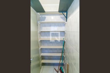 Apartamento para alugar com 203m², 3 quartos e 1 vagaCozinha e dispesa