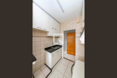 Apartamento para alugar com 90m², 2 quartos e 2 vagas Apartamento para alugar com 90m², 2 quartos e 2 vagasCozinha