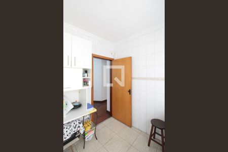Apartamento à venda com 130m², 4 quartos e 2 vagasCozinha