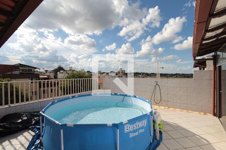 Apartamento à venda com 130m², 4 quartos e 2 vagasCobertura