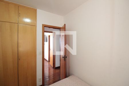 Apartamento à venda com 130m², 4 quartos e 2 vagasQuarto 1