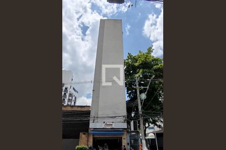 Apartamento para alugar com 74m², 2 quartos e sem vaga Apartamento para alugar com 74m², 2 quartos e sem vagaFachada