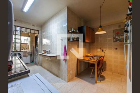 Apartamento à venda com 159m², 4 quartos e 1 vagaCozinha