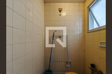 Apartamento à venda com 159m², 4 quartos e 1 vagaBanheiro de serviço