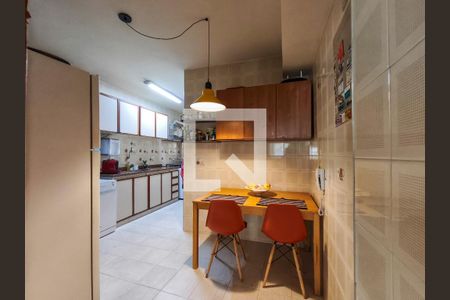 Apartamento à venda com 159m², 4 quartos e 1 vagaCozinha