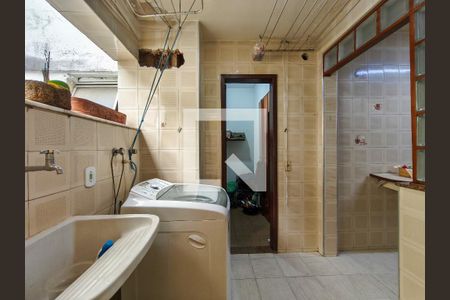 Apartamento à venda com 159m², 4 quartos e 1 vagaÁrea de Serviço