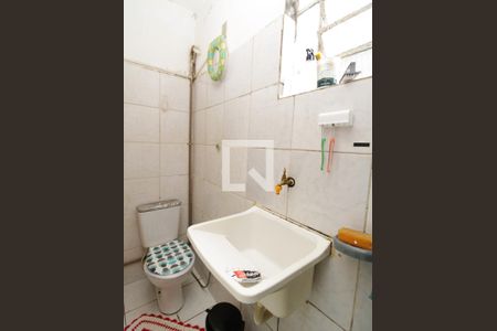 Casa para alugar com 60m², 2 quartos e sem vagaÁrea de Serviço