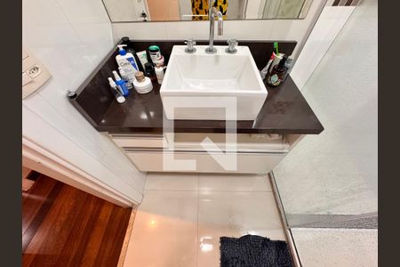 Apartamento à venda com 169m², 3 quartos e 2 vagasBanheiro da Suíte 3