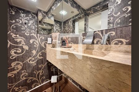 Apartamento à venda com 169m², 3 quartos e 2 vagasLavabo