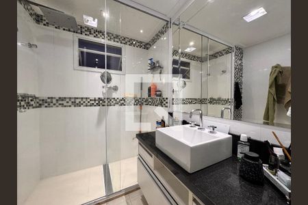 Apartamento à venda com 169m², 3 quartos e 2 vagasBanheiro da Suíte 1