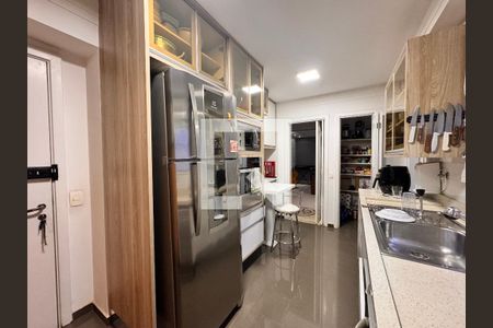 Apartamento à venda com 169m², 3 quartos e 2 vagasCozinha