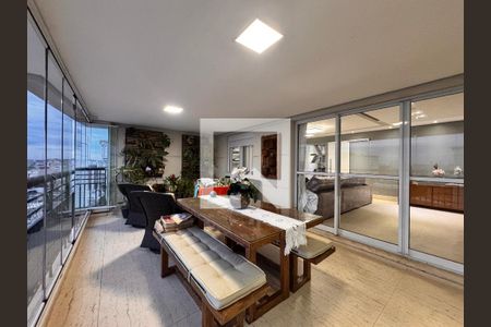 Apartamento à venda com 169m², 3 quartos e 2 vagasVaranda gourmet