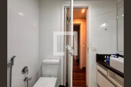Apartamento à venda com 169m², 3 quartos e 2 vagasBanheiro da Suíte 3