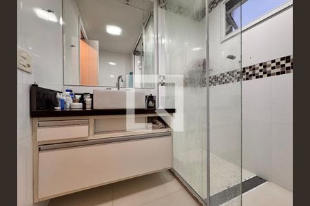 Apartamento à venda com 169m², 3 quartos e 2 vagasBanheiro da Suíte 3