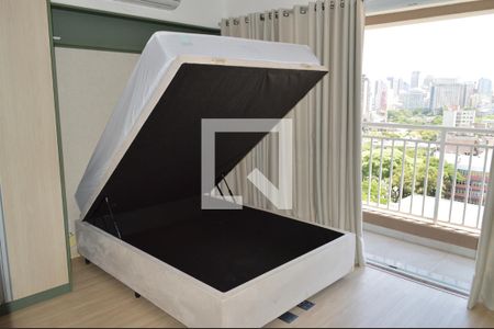 Quarto de kitnet/studio para alugar com 1 quarto, 27m² em Liberdade, São Paulo