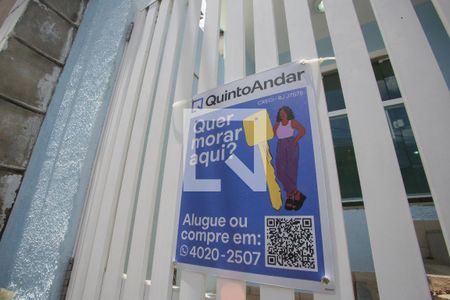 Casa de condomínio à venda com 240m², 4 quartos e 2 vagasPlaquinha