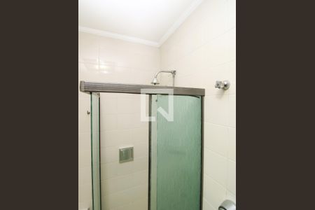 Casa à venda com 180m², 4 quartos e 2 vagasBanheiro da Suíte