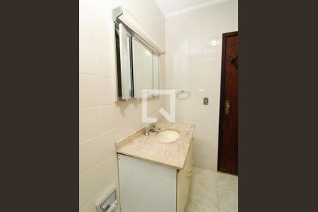 Casa à venda com 180m², 4 quartos e 2 vagasBanheiro da Suíte