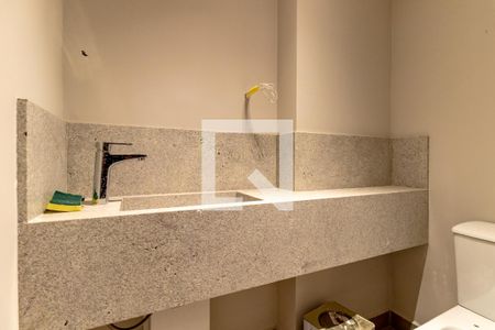 Apartamento à venda com 160m², 3 quartos e sem vaga Apartamento à venda com 160m², 3 quartos e sem vagaLavabo