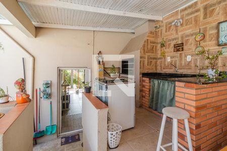 Casa à venda com 270m², 4 quartos e 2 vagasQuintal - Churrasqueira