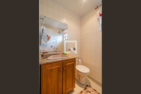 Casa à venda com 270m², 4 quartos e 2 vagasLavabo