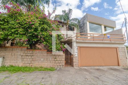 Casa à venda com 270m², 4 quartos e 2 vagasFachada