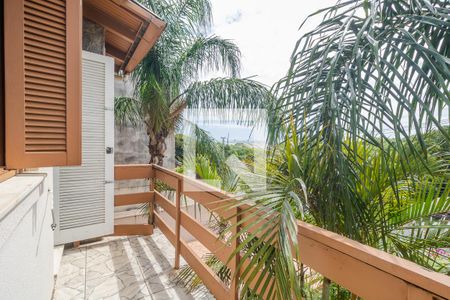 Casa à venda com 270m², 4 quartos e 2 vagasQuarto 01 - varanda