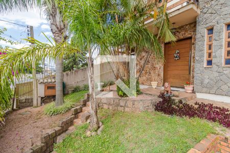 Casa à venda com 270m², 4 quartos e 2 vagasQuintal da frente