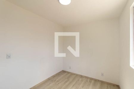 Quarto 2 de apartamento para alugar com 2 quartos, 56m² em Boqueirão, Curitiba