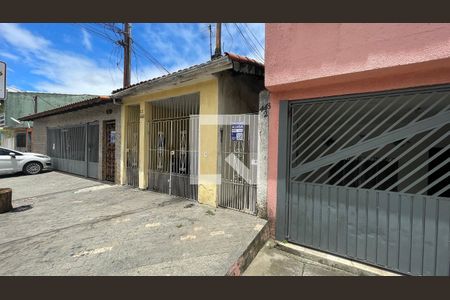 Casa para alugar com 37m², 1 quarto e sem vaga Casa para alugar com 37m², 1 quarto e sem vagaFachada