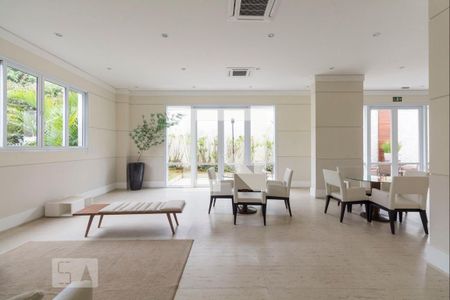 Apartamento à venda com 200m², 3 quartos e 3 vagasÁrea comum - Salão de festas