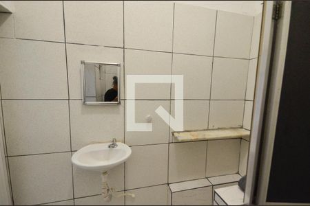 Casa à venda com 253m², 5 quartos e 3 vagas Casa à venda com 253m², 5 quartos e 3 vagasBanheiro da Suíte 2