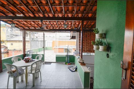 Casa à venda com 253m², 5 quartos e 3 vagas Casa à venda com 253m², 5 quartos e 3 vagasVista do Quarto 3