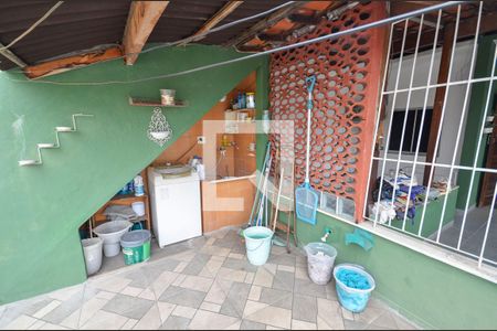 Casa à venda com 253m², 5 quartos e 3 vagas Casa à venda com 253m², 5 quartos e 3 vagasÁrea de Serviço