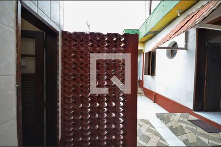 Casa à venda com 253m², 5 quartos e 3 vagas Casa à venda com 253m², 5 quartos e 3 vagasVista do Quarto 2