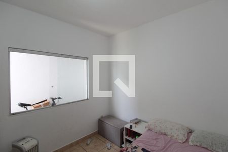 Casa à venda com 520m², 6 quartos e 2 vagasCasa 2 | Quarto 1