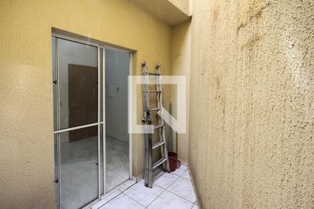 Casa para alugar com 70m², 2 quartos e sem vagaÁrea comum