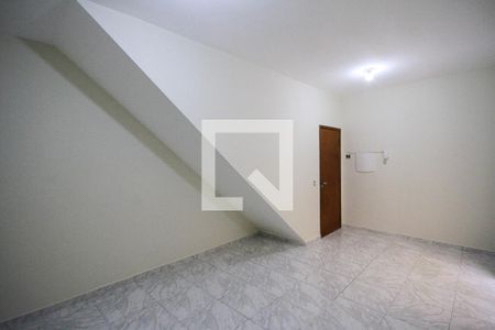 Sala de casa para alugar com 2 quartos, 70m² em Vila Macedópolis, São Paulo