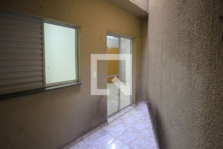 Casa para alugar com 70m², 2 quartos e sem vagaÁrea comum
