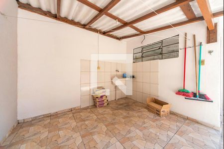 Casa para alugar com 70m², 1 quarto e 2 vagasDetalhe de serviço 
